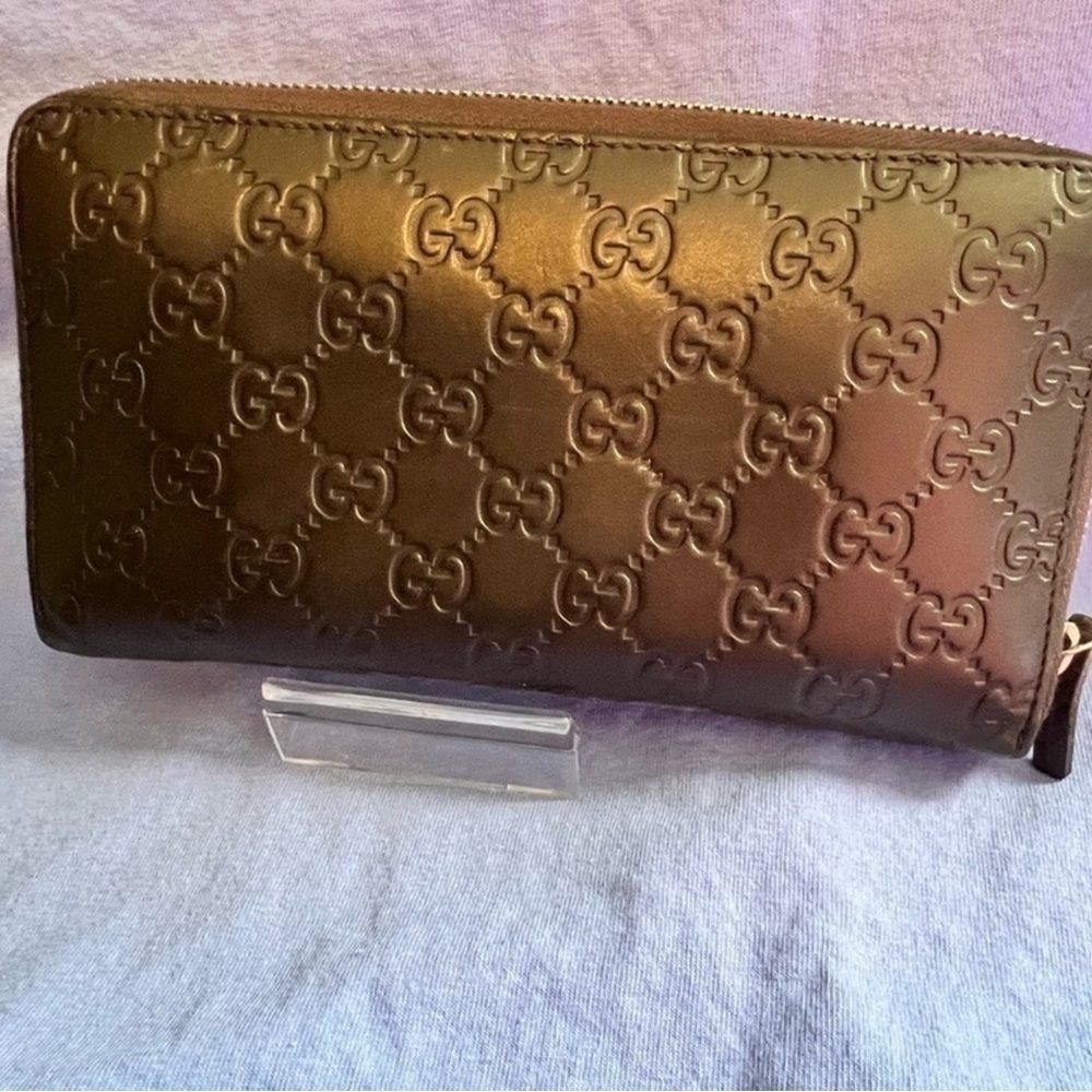 Gucci guccissima brown leather zippy wallet organizer